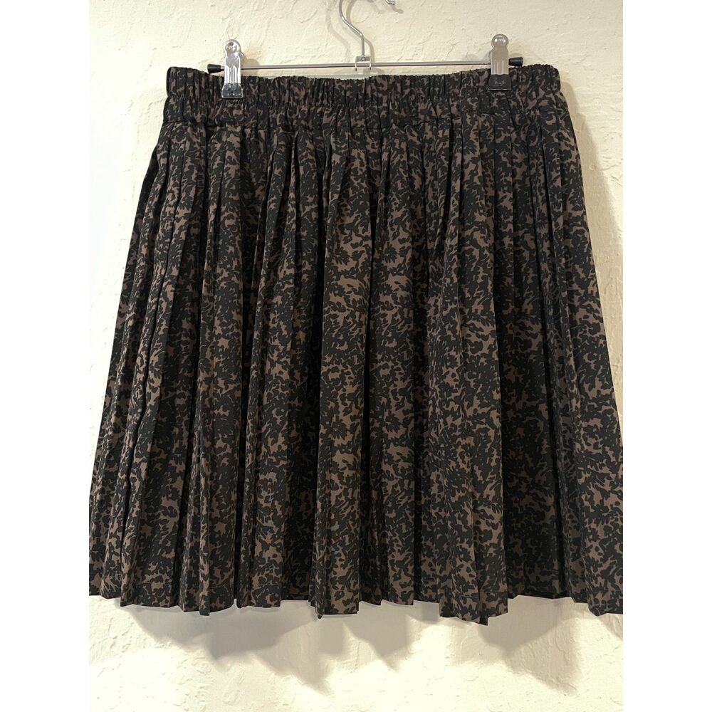 ~ Banana Republic Sz 8 Skirt Pleated Black Brown Print Pleats Knee Elastic Waist